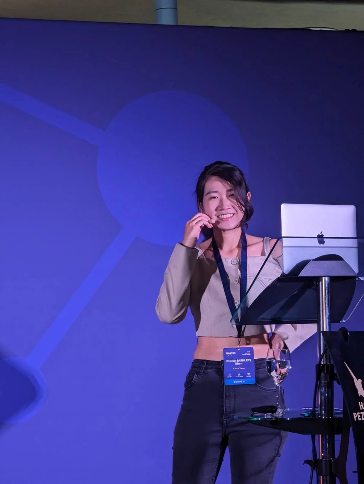 Ashley Shen presenting Follow the Moonshine at PIVOTcon 2024